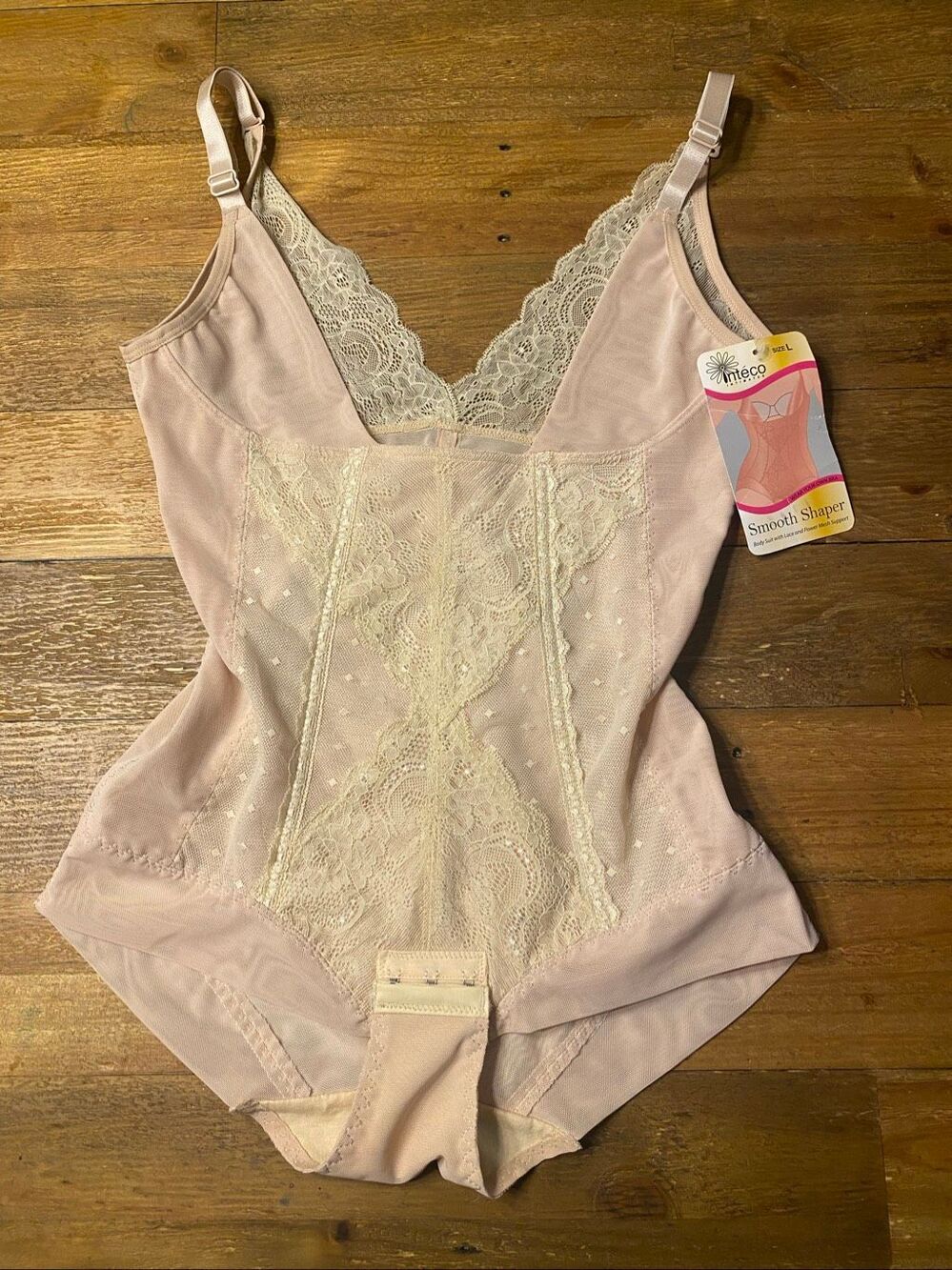 Intรฉco Large NWT nude Smooth Shaper Bodysuit Lace and Power Mesh Support